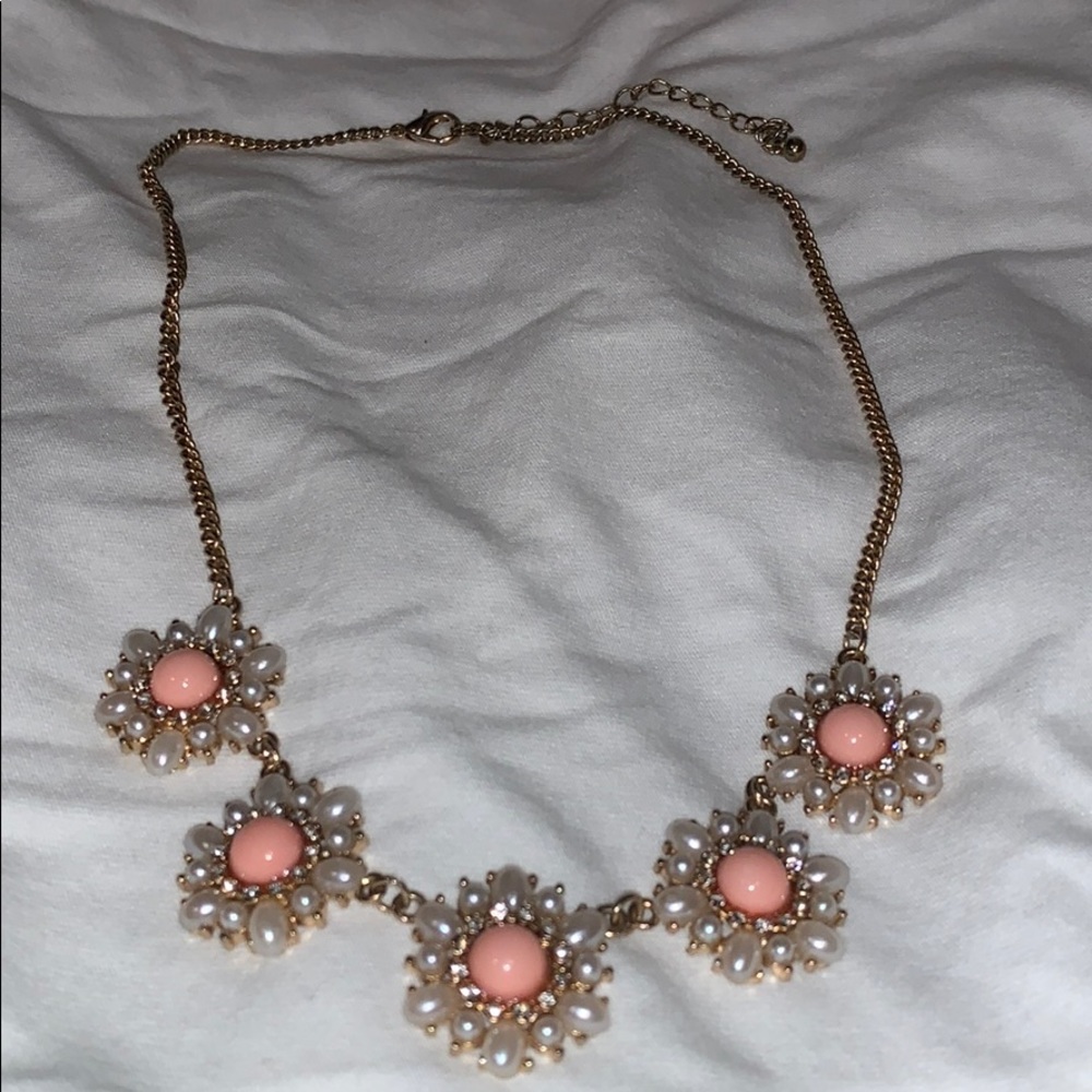 Daisy Studded Necklace